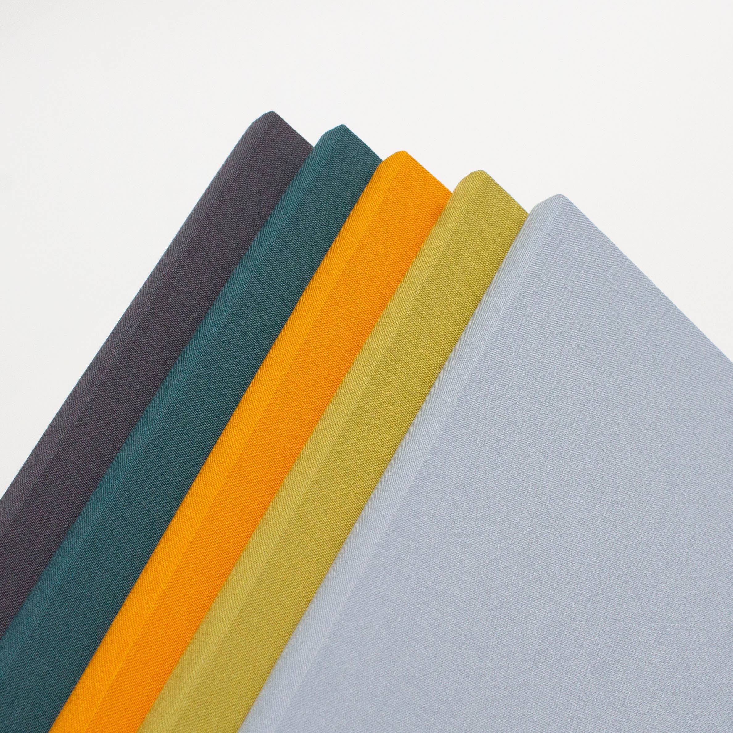 Bobo Design Studio - Wholesale Journal/Diary - B5 Dot Grid Journal -Linen-Wrapped Hardcover7