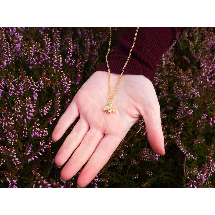 In The Heather – wholesale Pendant/charm necklace – Scottish honey bee necklace in sterling silver3