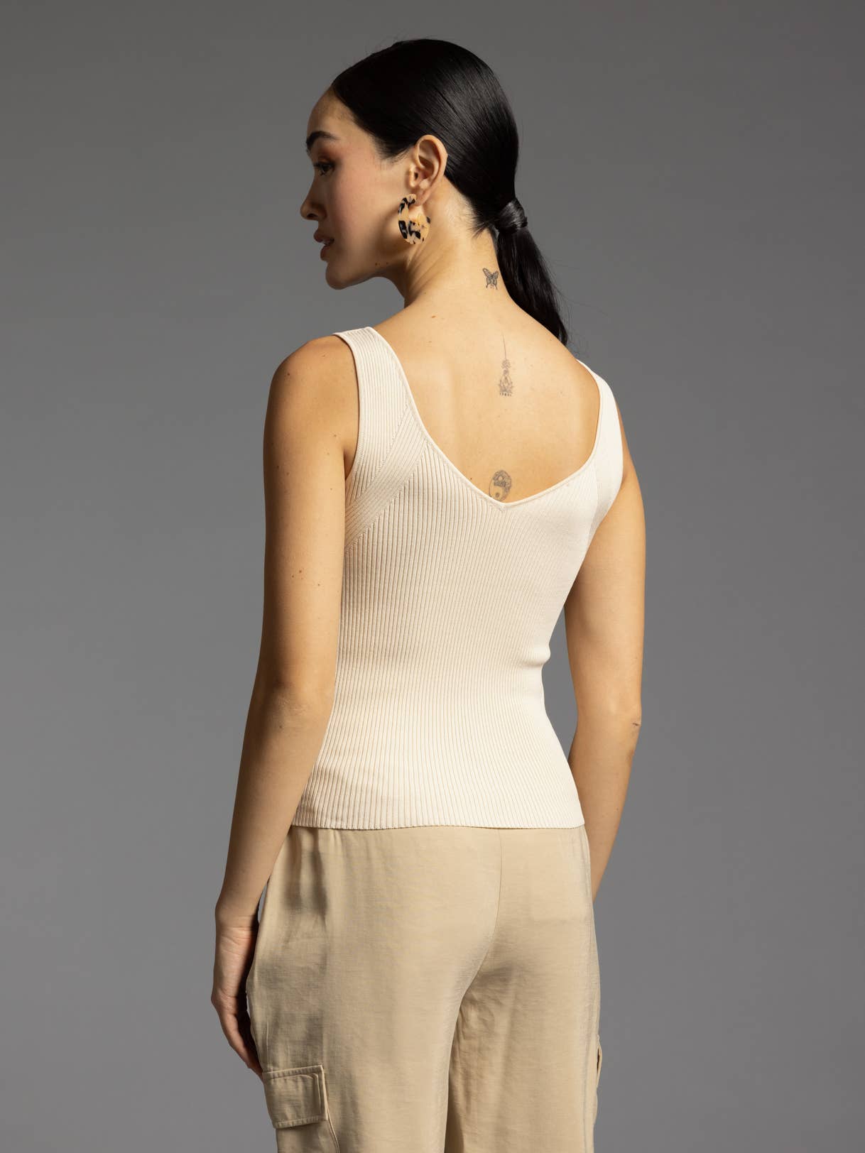 Weekend Los Angeles - Vente Débardeur – femme - Débardeur côtelé à encolure en V - TIA TANK7