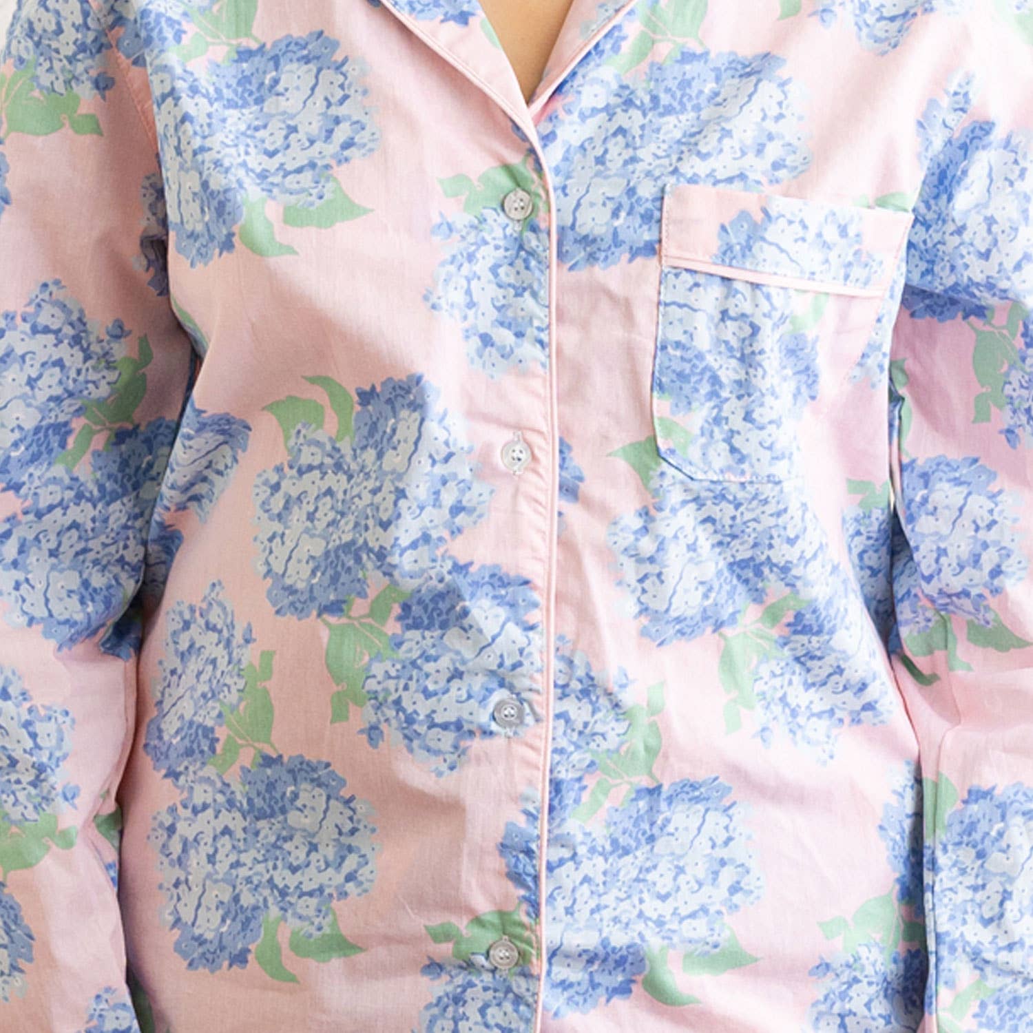 8 Oak Lane – wholesale Pyjamasset - Dam – Hydrangea Pink PJ-set med shorts och långärmad topp2