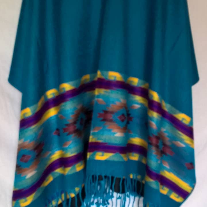 Treasure of ANDES - Venta al por mayor Poncho - Mujer - Poncho Andino Artesanal REVERSIBLE Unisex ENVÍO GRATIS20