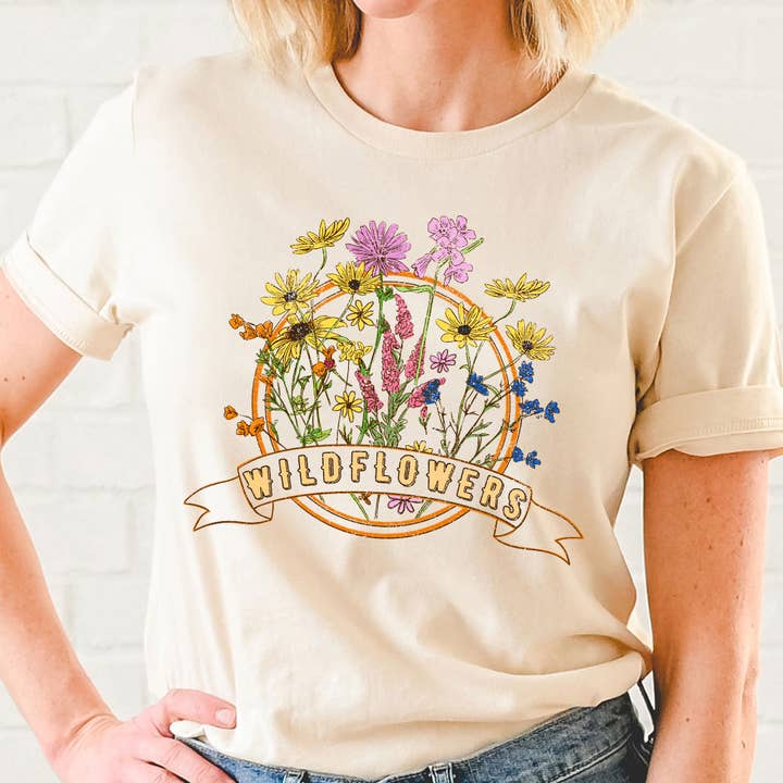 T-shirt à motif floral Wildflowers pour la vente par Select Apparel