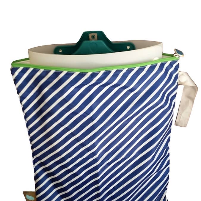 Spray Pal - Wholesale Diaper Caddy - Baby - Spray Pal Splatter Shield9