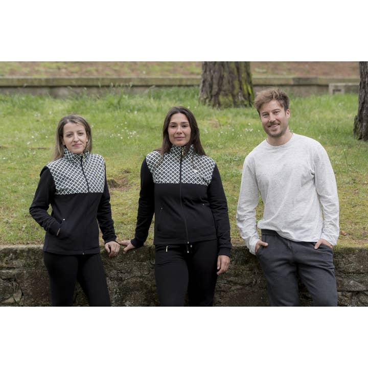 SPORT LUXURY - Wholesale Athletic Jacket - Women's - Jacket With Cut And Geometry3