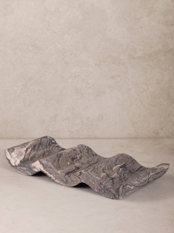 Georgia Onyx Stone Wine Bottle Holder – 3-Bottle Display for wholesale by GAURI KOHLI