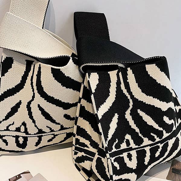 FurDecoration - Wholesale Tote Bag - Women's - Contrast Color Bags Woven Handbag1