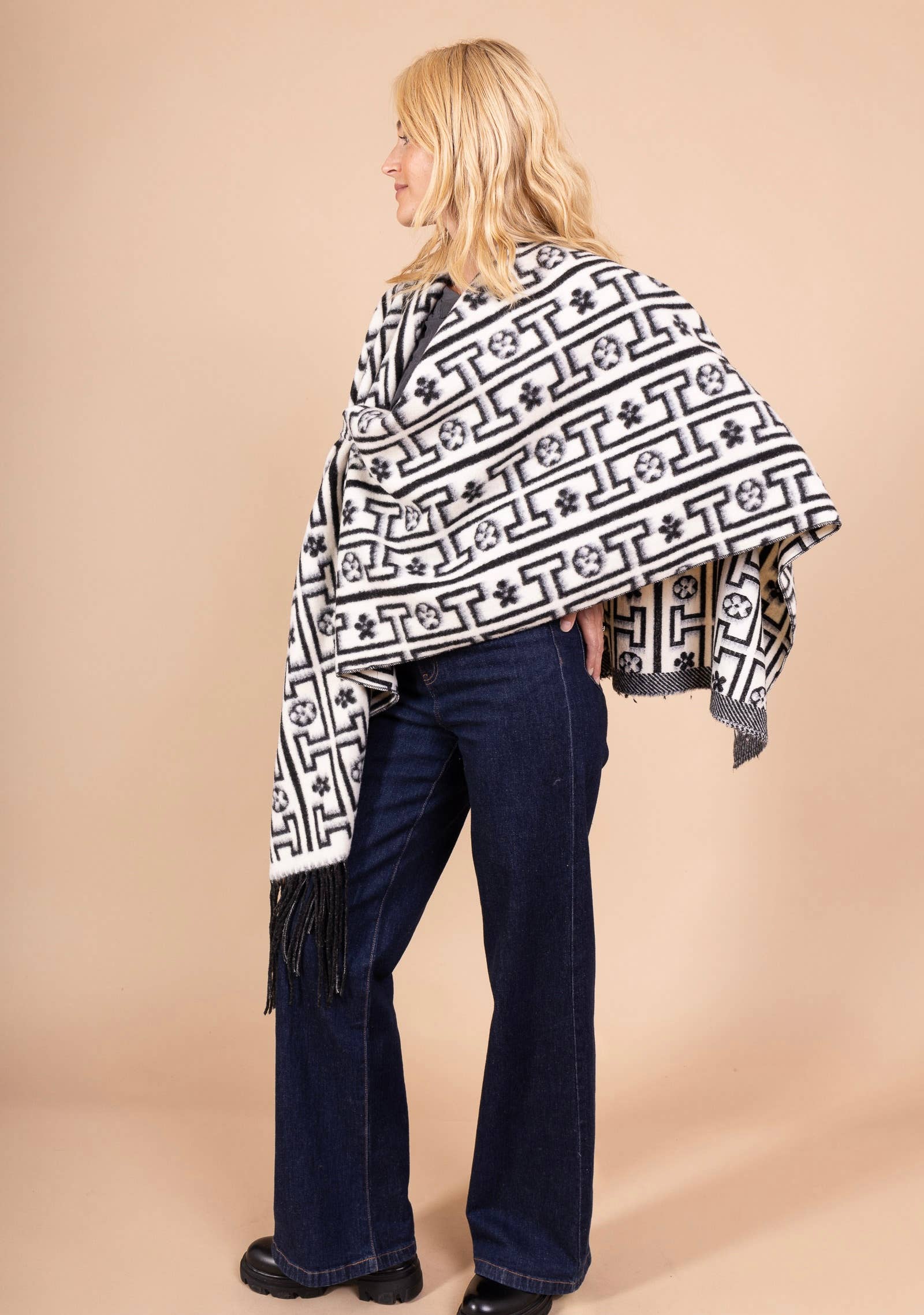 LINEN & COTTON HOUSE - Vente Poncho – femme - 40811 PONCHO IMPRIME AUTUMN WINTER CLOTHING 11