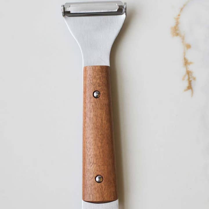 Fodory - Wholesale Peeler - Heirloom Wooden Handle Vegetable Peeler1