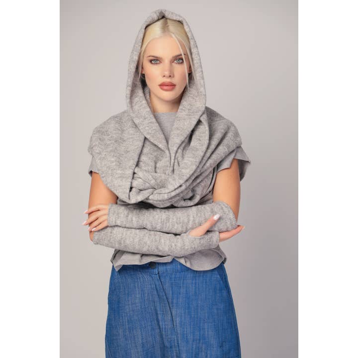 ADEPTT – wholesale Scarf – Women's – Snood scarf from soft knitted fabric: /ETTA/