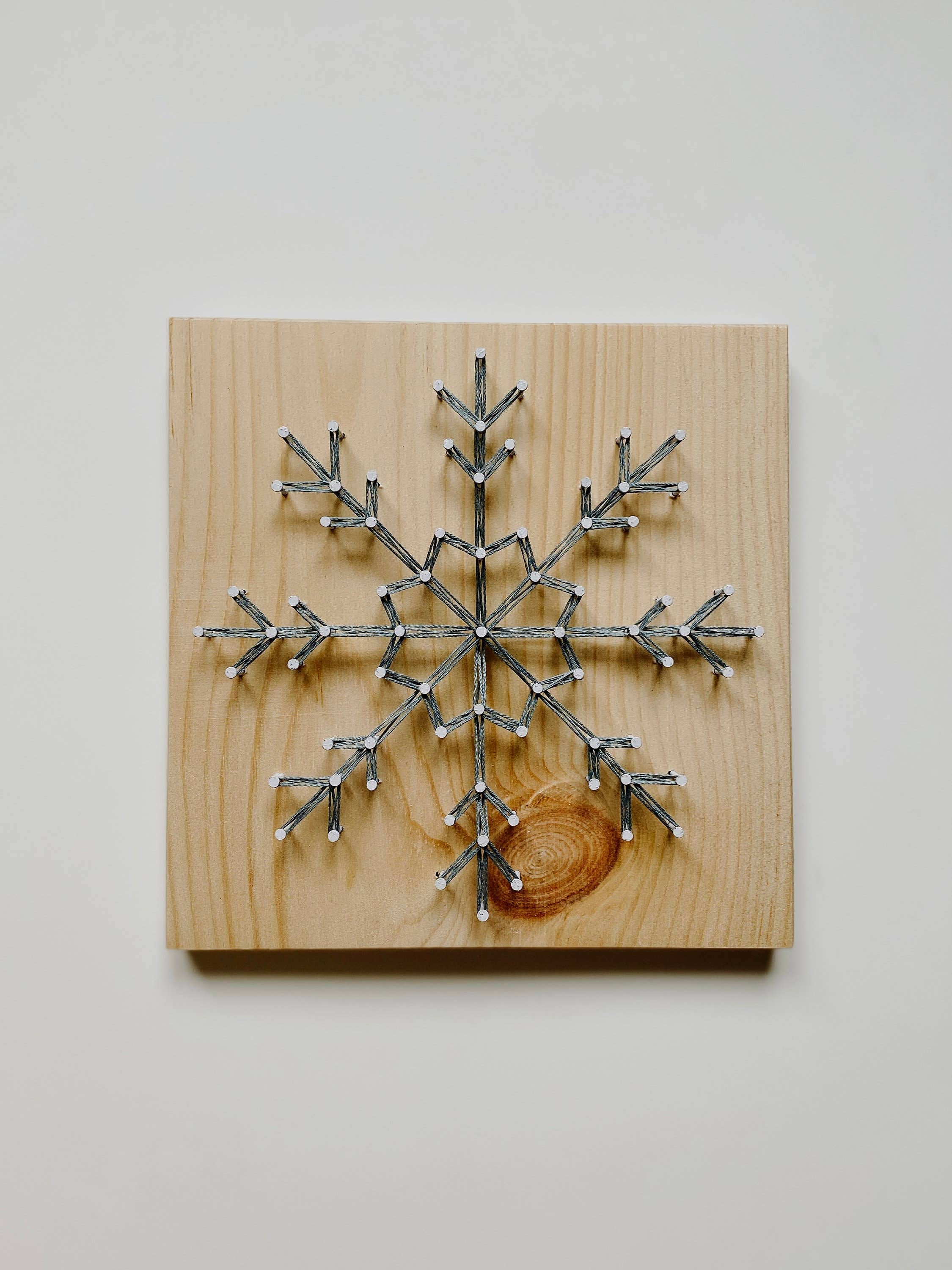 Knot Really Art - Vendita all'ingrosso Kit per lavoretti fai da te - Kit artistico con corde fai-da-te Snowflake1