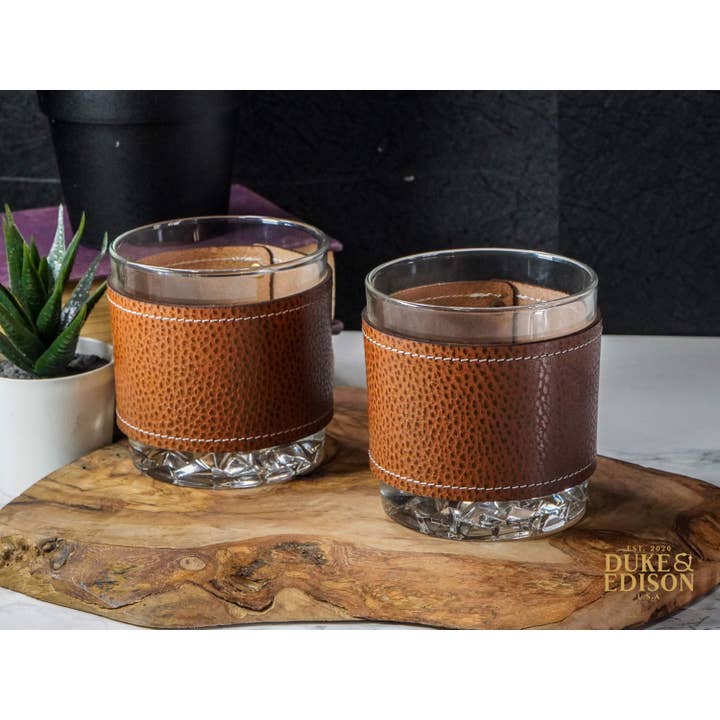 Duke and Edison - Wholesale Decanter - Italian Leather Whiskey Decanter Gift Set - Whiskey Brown1