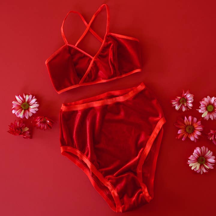 Hey Mavens! - Vente Brassière – femme - Bralette en velours rouge//haut sexy confortable, soutien-gorge cache-cœur, lingerie <32