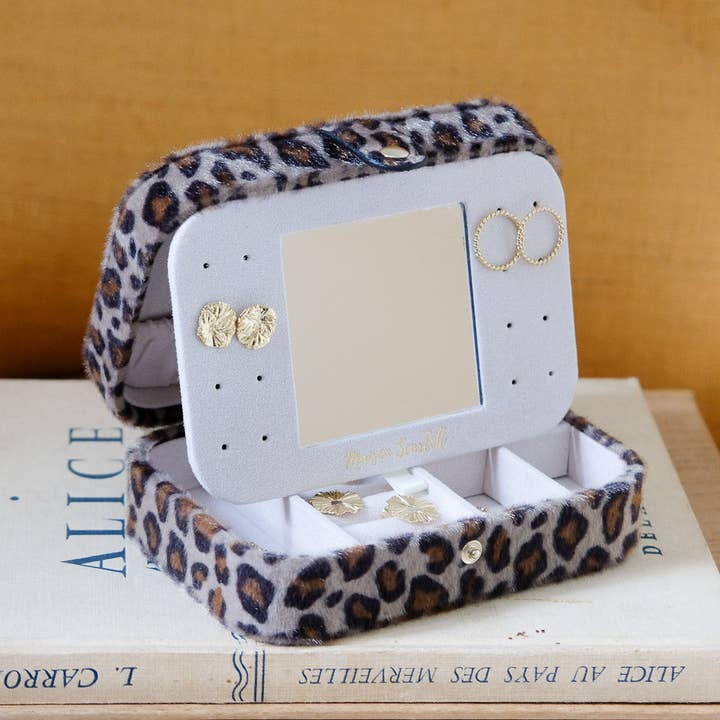 Brigitte leopard travel jewelry box for wholesale on Faire3