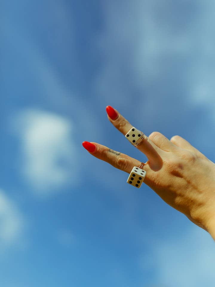 Bague Ajustable en Dés pour la vente par Chicka & Co