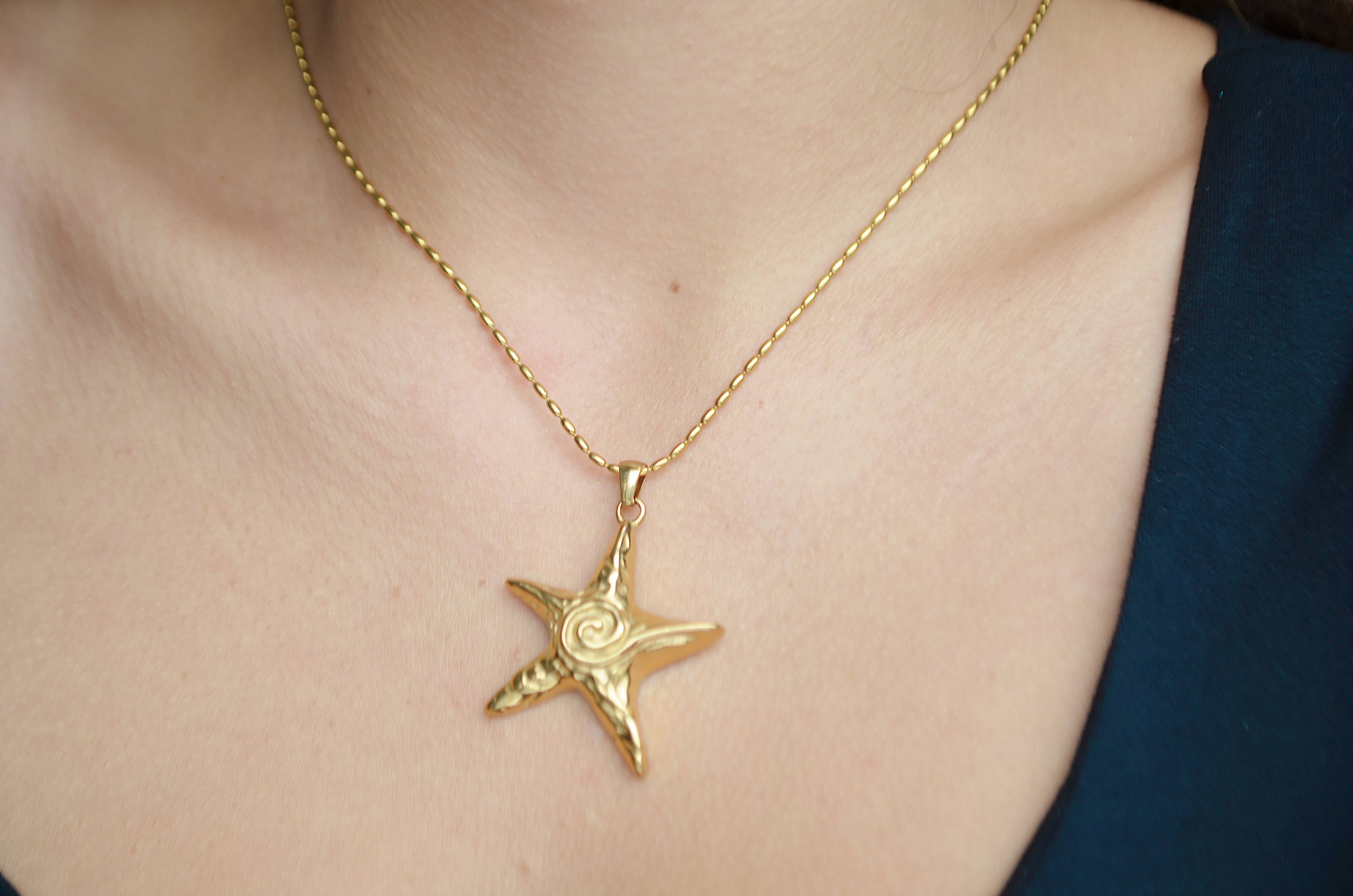 AzzaikJewelry - Wholesale Link & Chain Necklace - Big Statement Star Necklace and Earrings Set