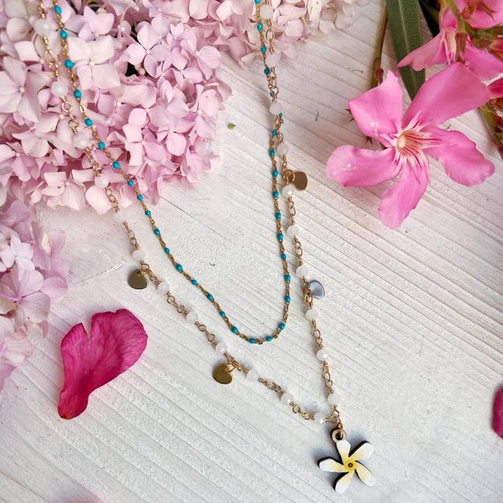 Collier Jasmine en bois pour la vente par Daffodil
