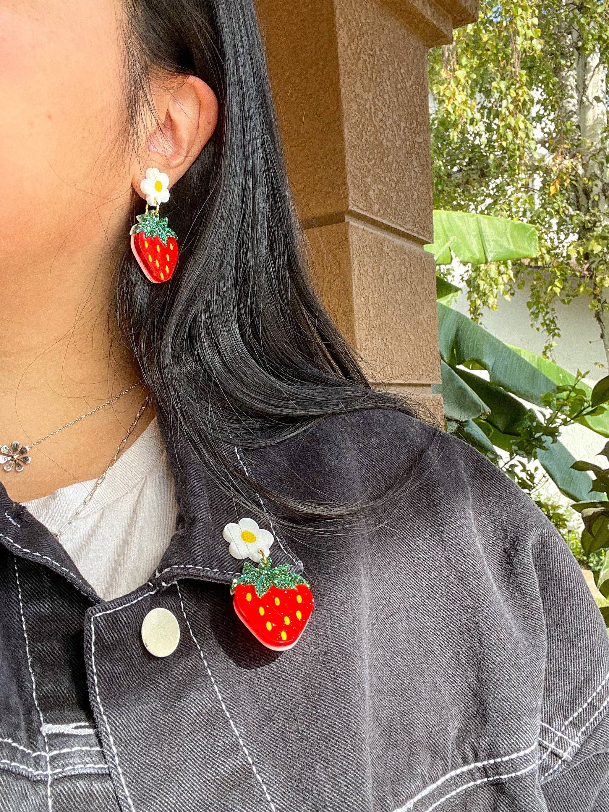 Sunnie Creative - Wholesale Dangle Earrings - Sweet Strawberry Dangle1