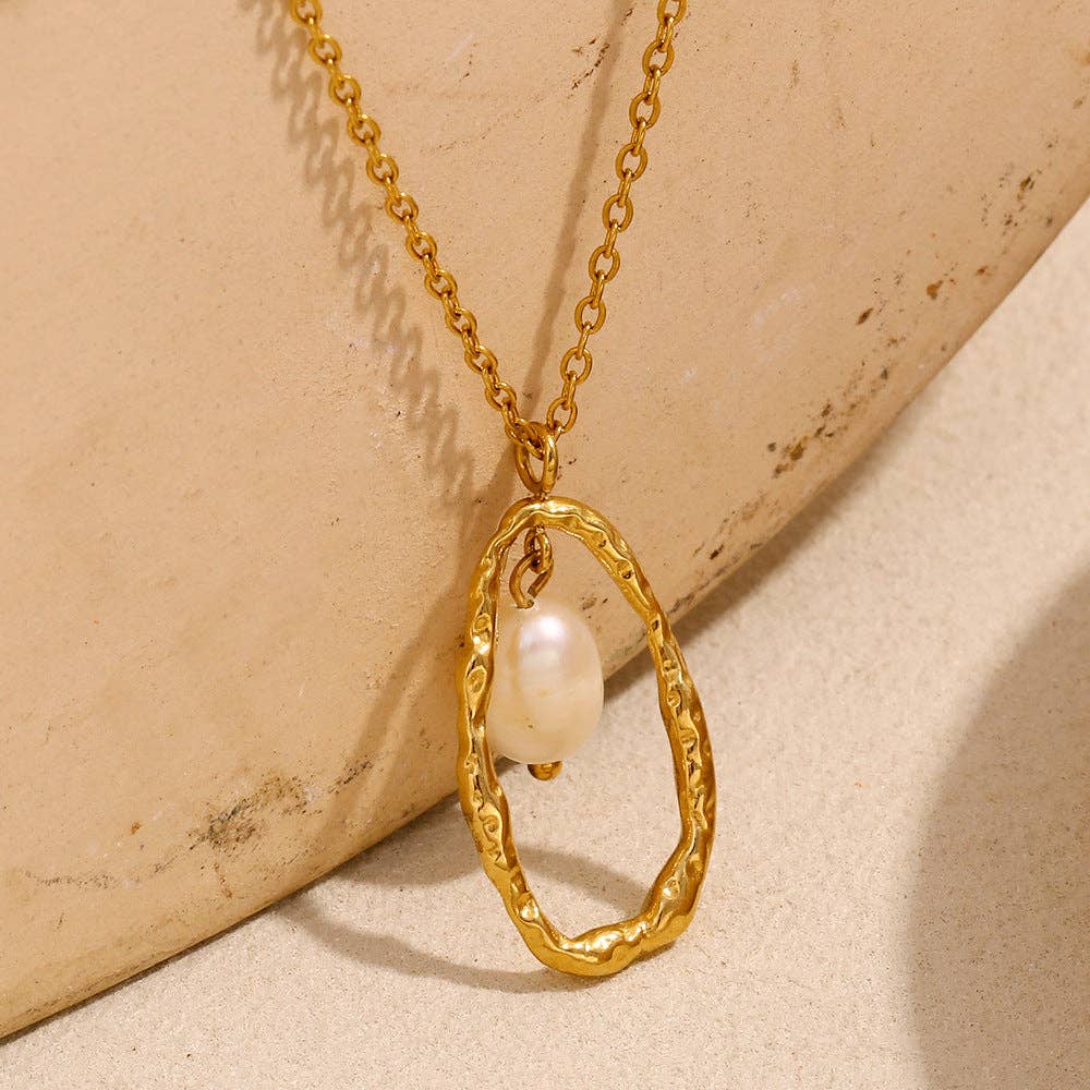 Revelari - Wholesale Pendant/Charm Necklace - 18K Gold Plated Stainless Steel Pearl Pendant Necklace1