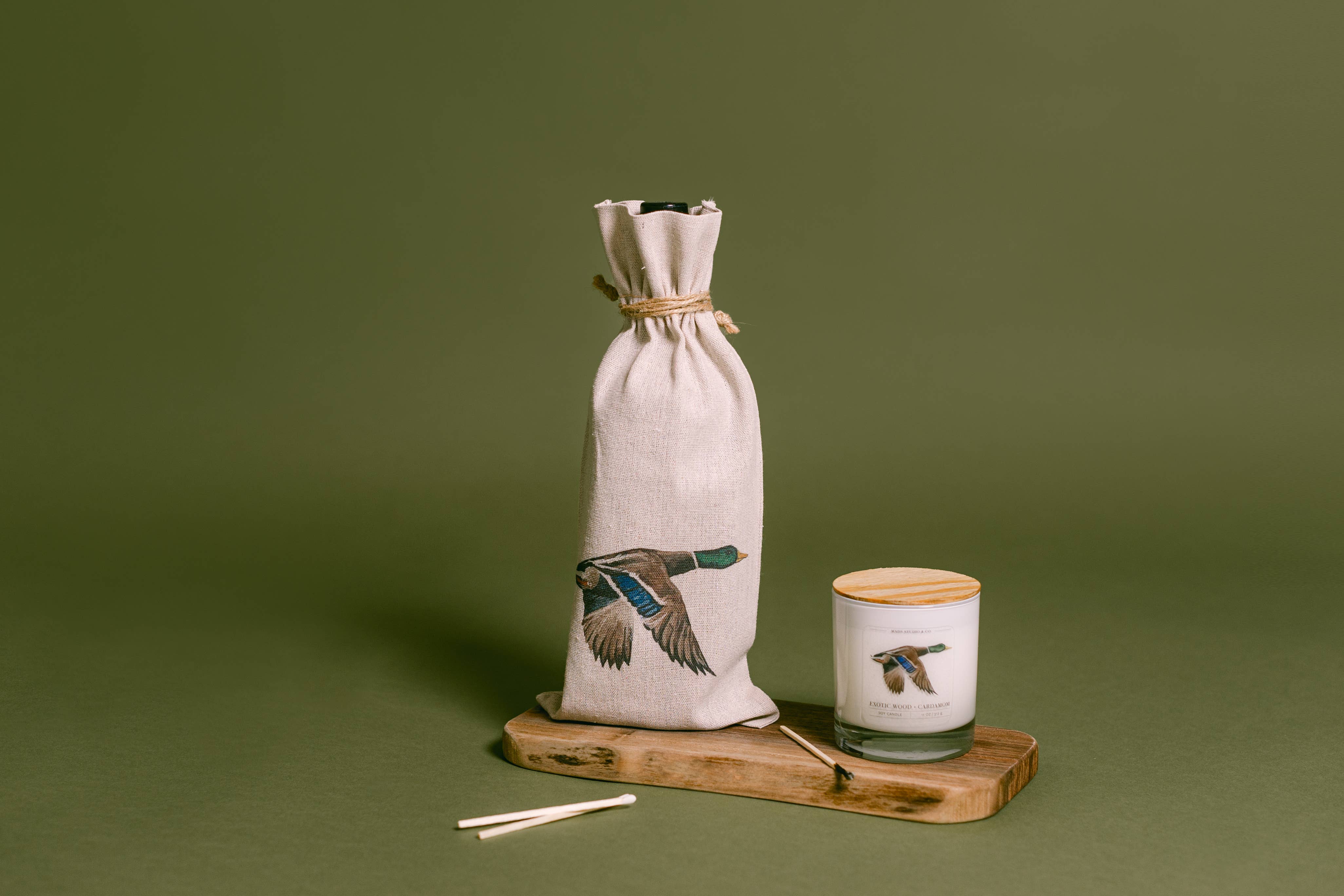 Mads Studio & Co. - Wholesale Wine Gift Bag - Mallard Wine Bag1