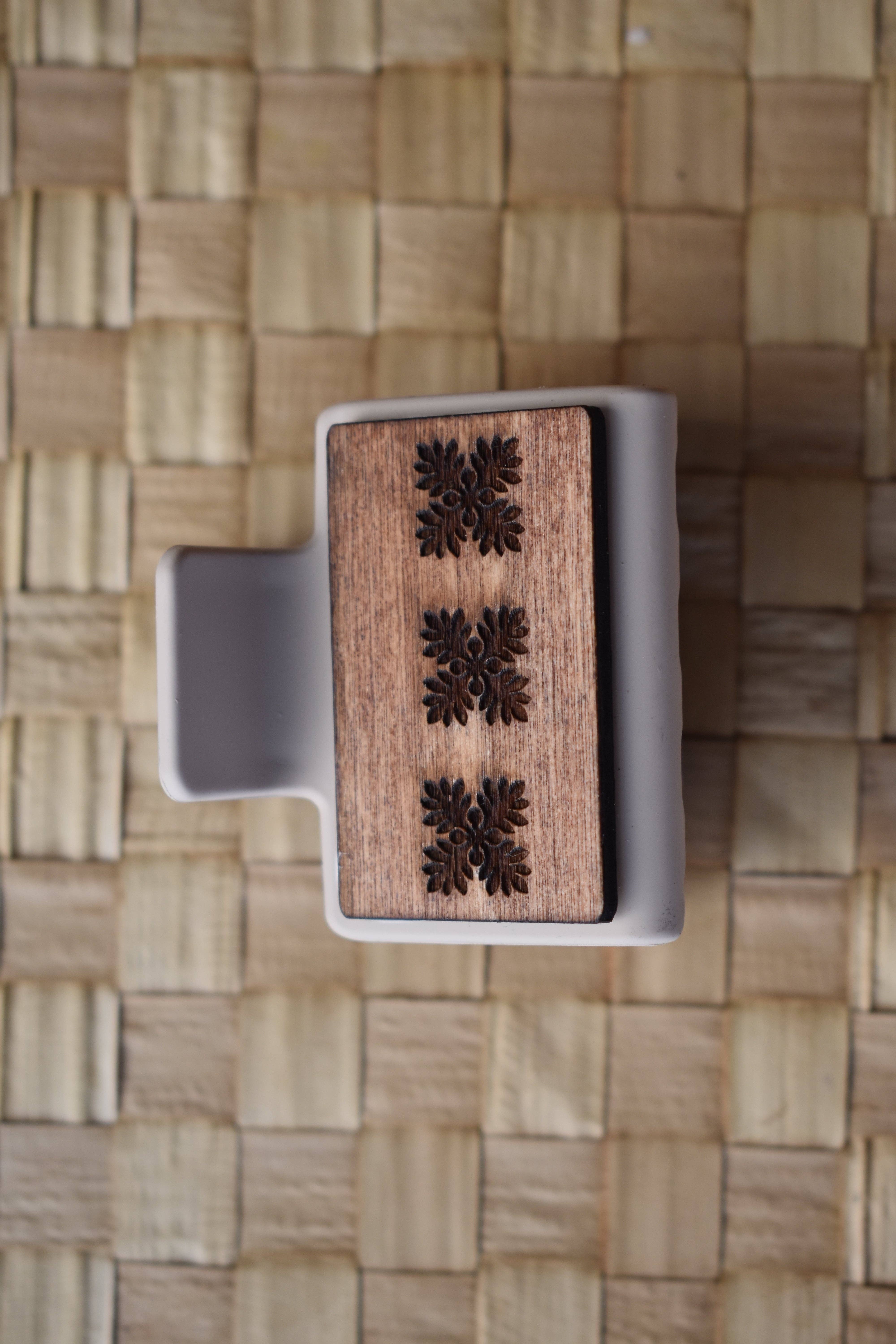 Revel Sun Hawai'i – wholesale Hair clip – Women’s – Mini Handmade Wood Engraved Hair Clip6