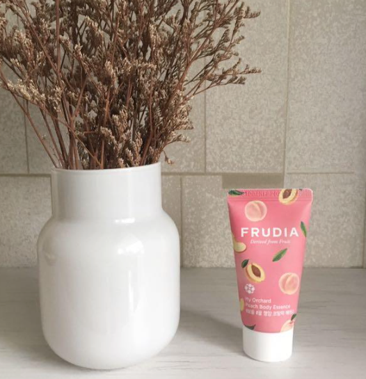 Best Beauty Group - Wholesale Body Cream/Lotion - FRUIDA My Orchard Peach Body Essence Body Lotion Mini 30ml1