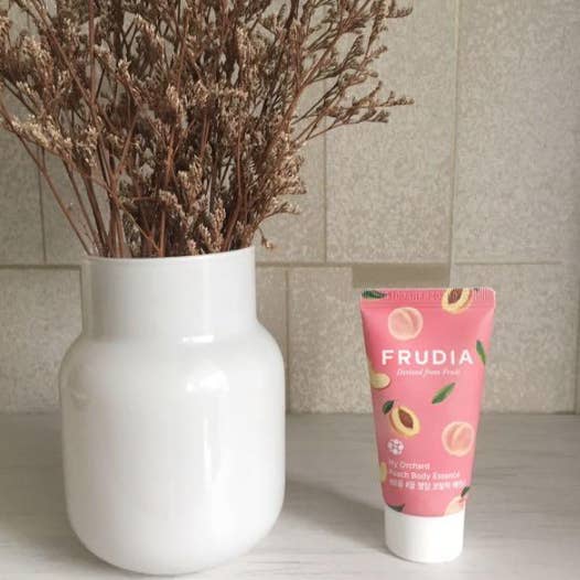 Best Beauty Group - Wholesale Body Cream/Lotion - FRUIDA My Orchard Peach Body Essence Body Lotion Mini 30ml1
