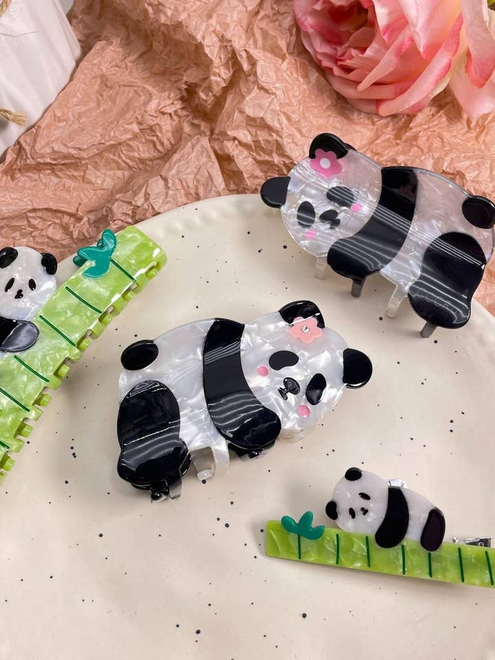 CWAHA4464_GIRLS PERSONALIZED CUTE PANDA CARTOON HAIRPIN for wholesale by NINEXIS