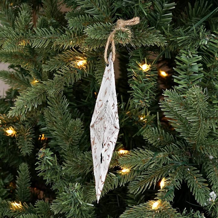 Holiday Depot Inc. - Wholesale Ornament - M32821-Vintage white metal 3D Star w. star (5.75inD)1