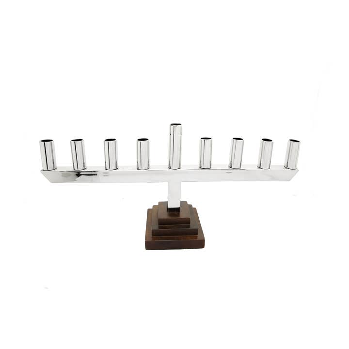 Menorah dritta in acciaio inossidabile con base quadrata nera per la vendita all'ingrosso da parte di CLASSIC TOUCH DECOR INC.