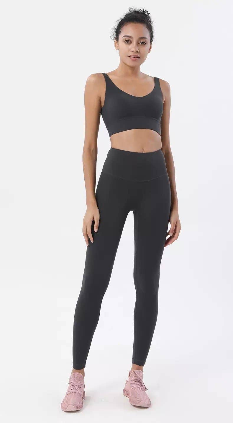 Belsize Activewear - Wholesale Athletic/Lounge Leggings - Women's - Zero Feel Black Leggings4