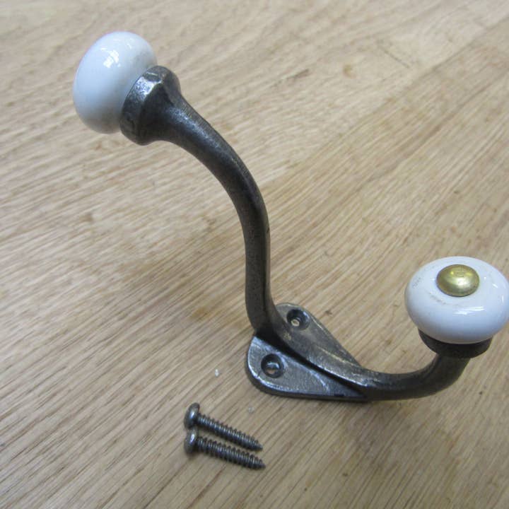 IronmongeryWorld – wholesale Wall hook – Gloucester Ceramic Coat Hook Antique Iron