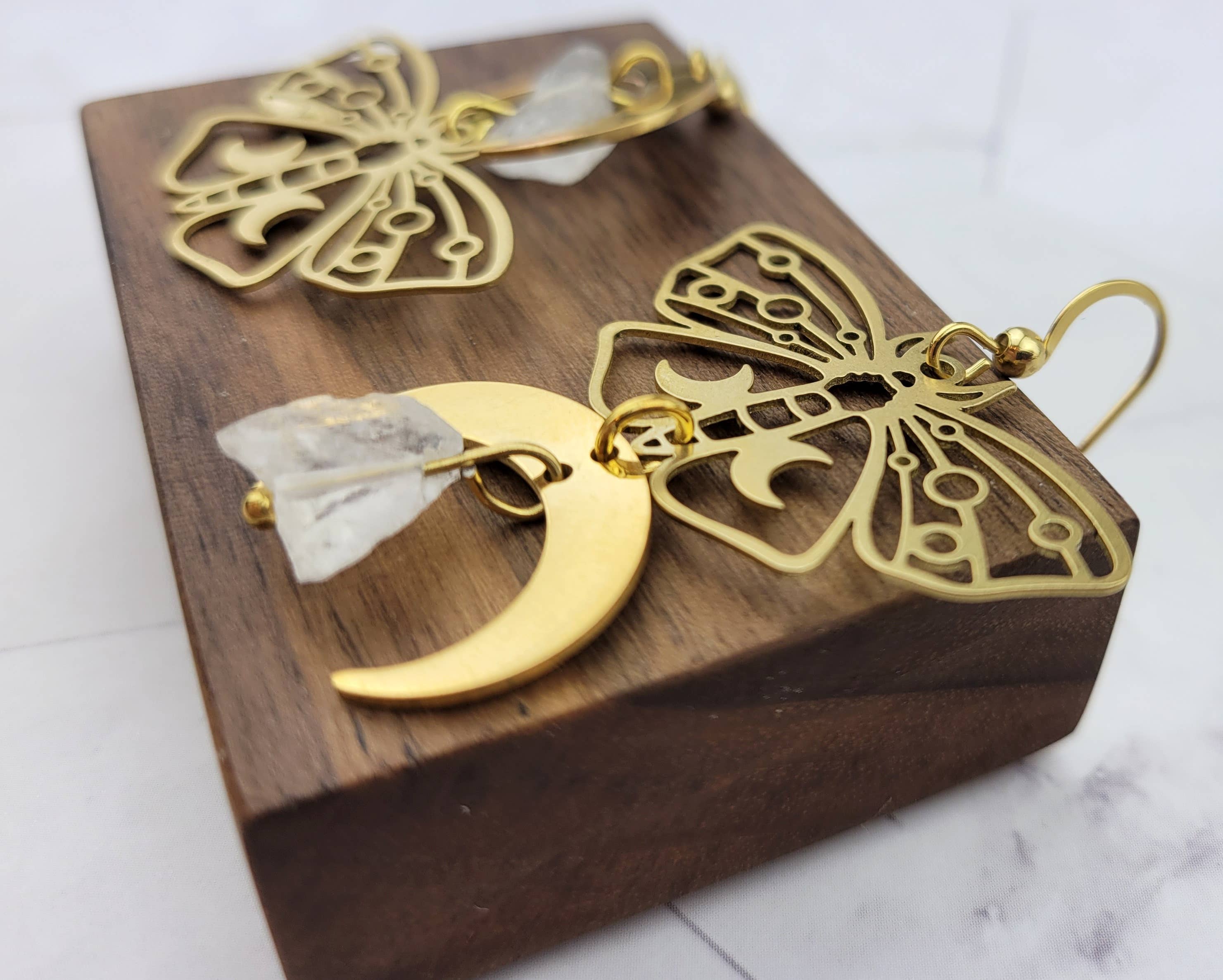 WonderLight Jewelry – wholesale Dangle earrings – Asymmetrical Moth Moon Earrings - Moth / Change9