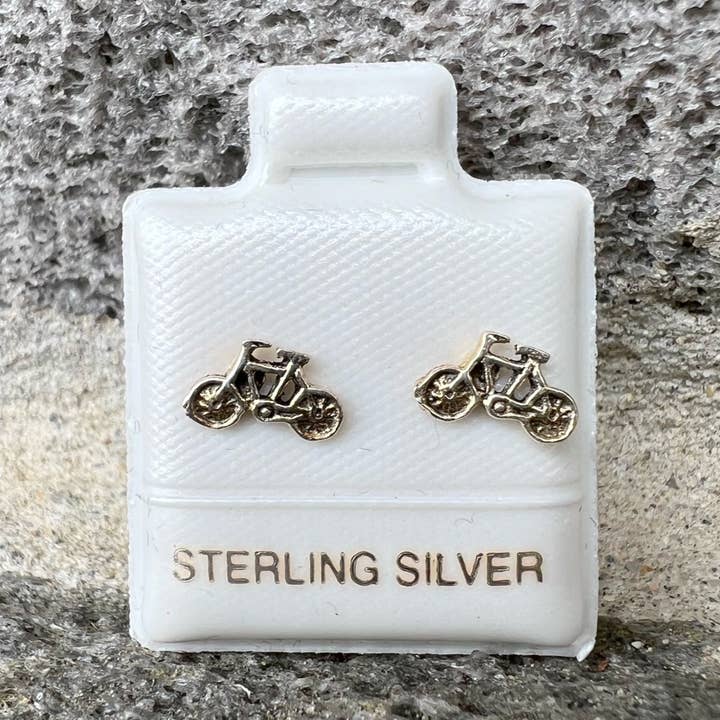 Orecchini a bottone MINI MOTORCYCLE in argento per la vendita all'ingrosso da parte di GSZ corporation DBA Gabriella's Gifts