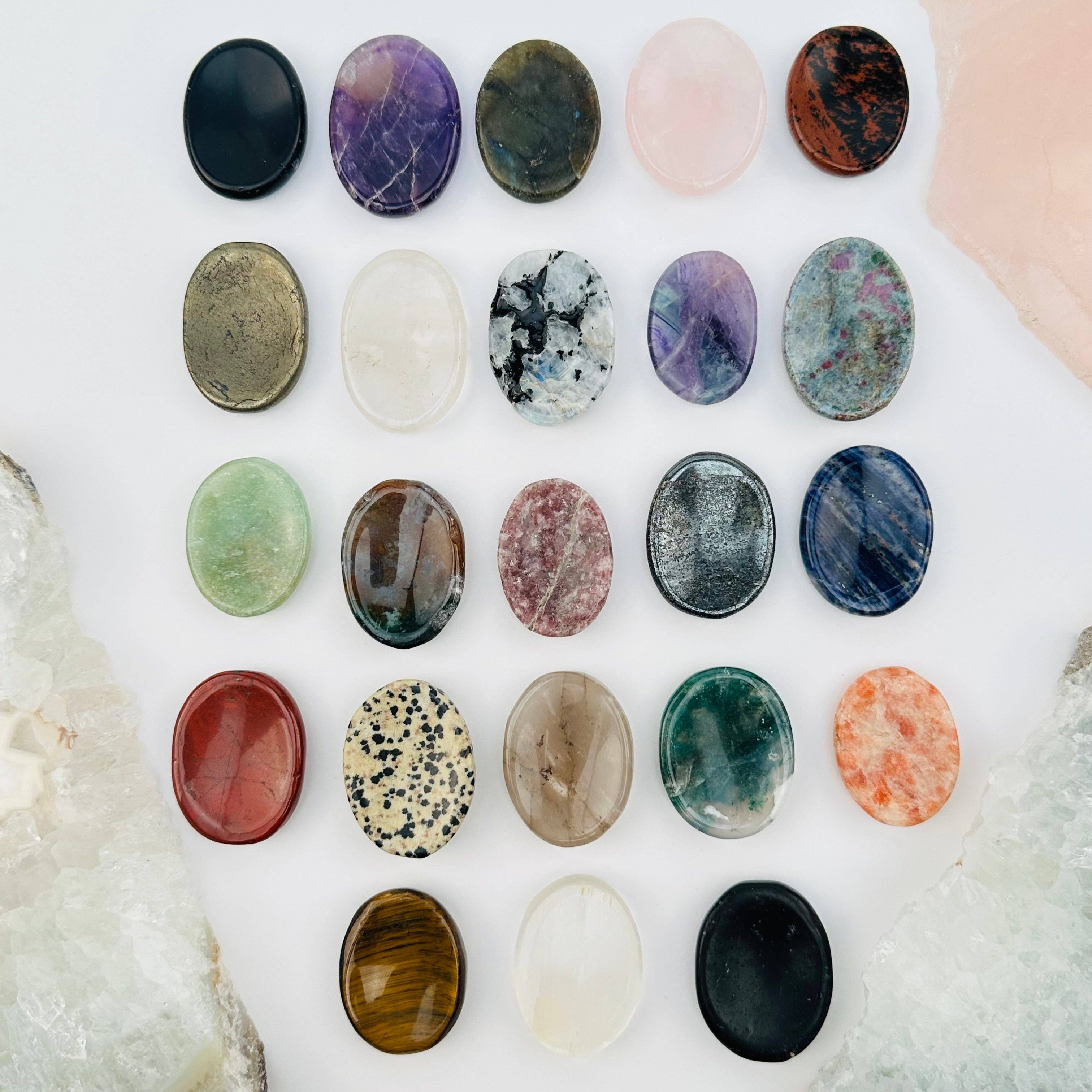 Rock Paradise - Wholesale Spiritual Stone/Crystal - Gemstone Worry Stone - Finger Massage Stone Crystal Palm Stones1
