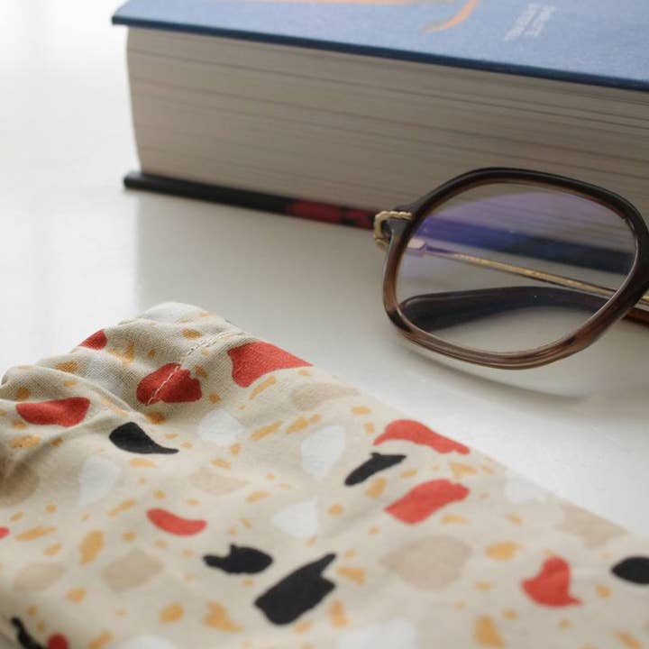 Edna terrazzo glasses case for wholesale by Sabrina Trefle