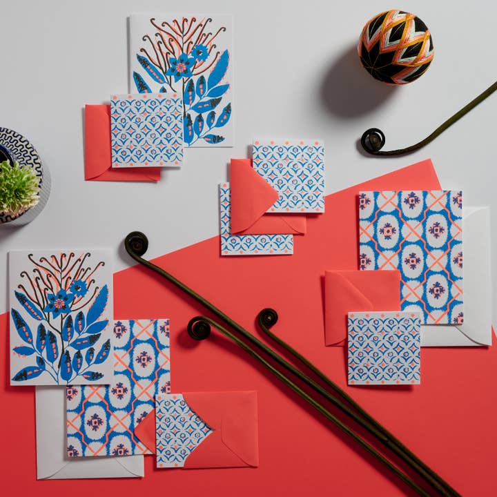 Set di carte Topkapi con colori vivaci e motivi audaci per la vendita all'ingrosso da parte di Jenny Hoitt LTD