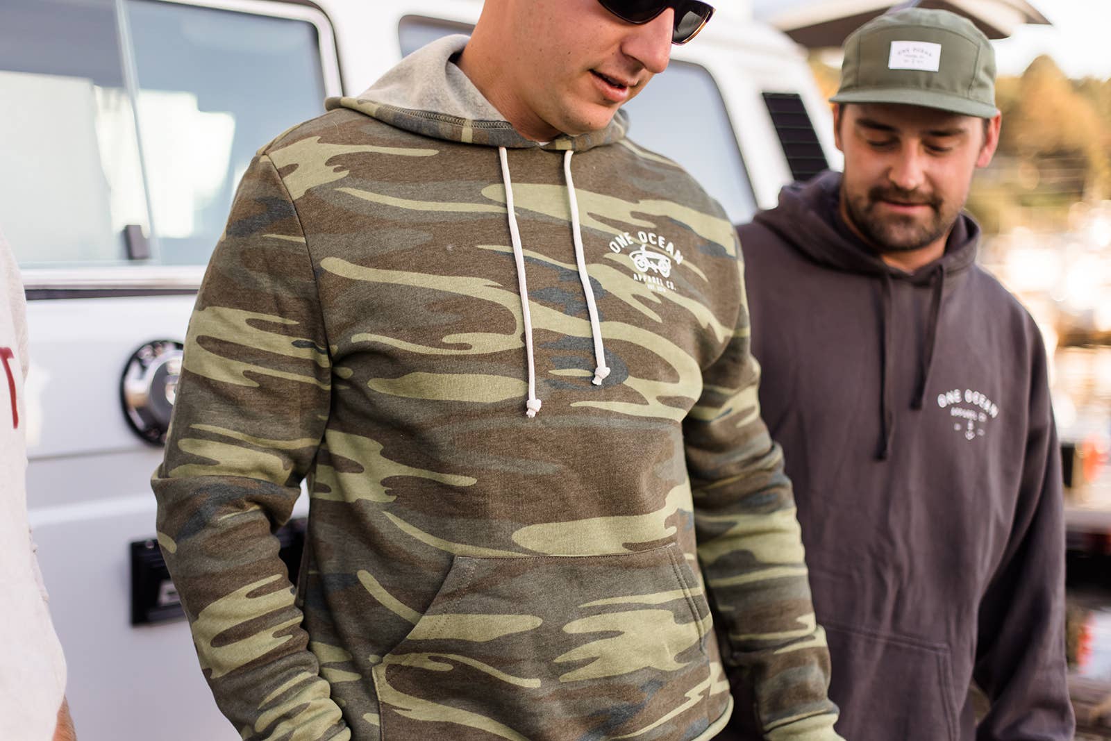 One Ocean Apparel - Vendita all'ingrosso Felpa con cappuccio - Unisex - Il servizio di One Ocean Apparel Co. Felpa con cappuccio6