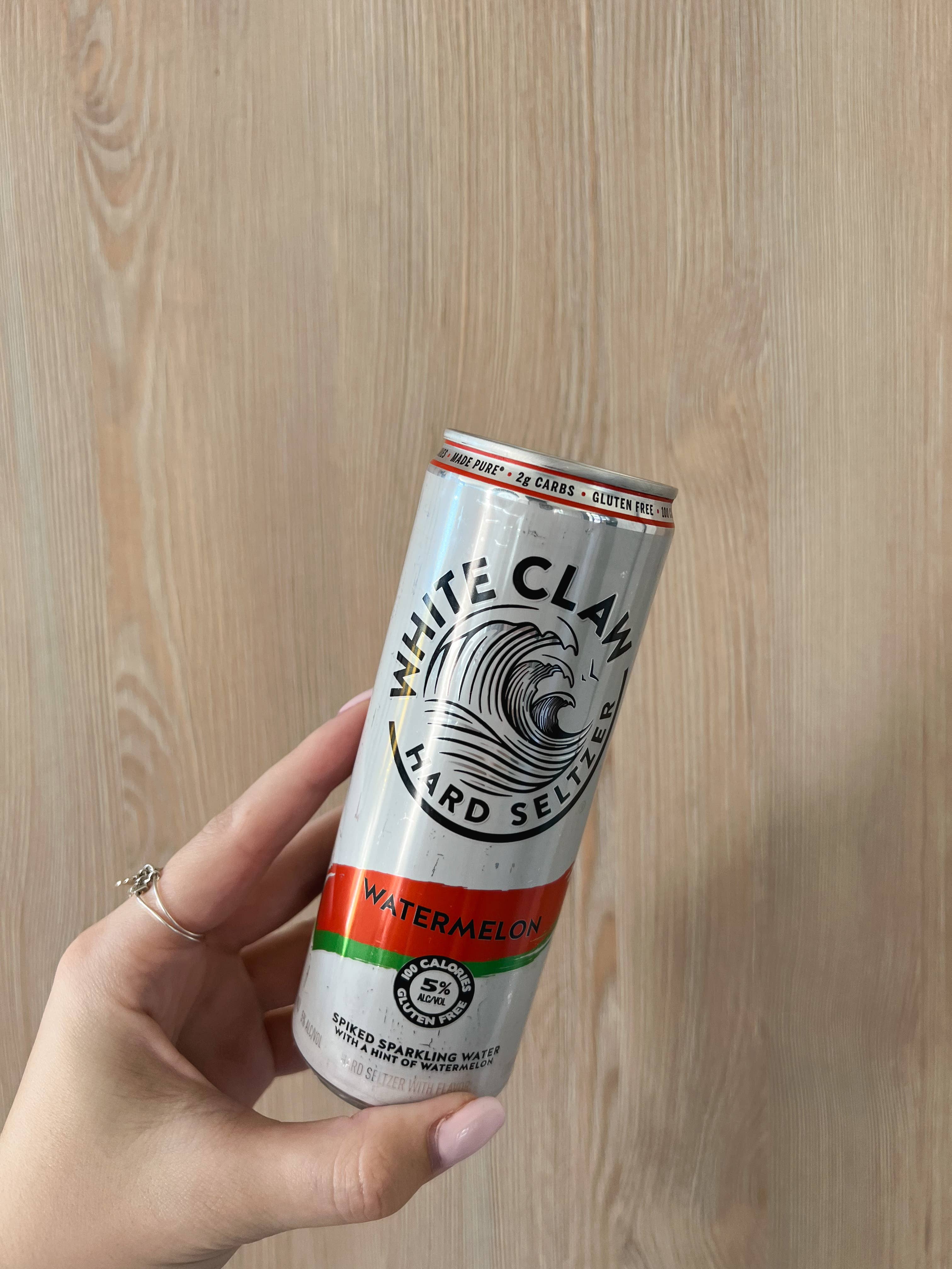 Scottsdale Candle Co - Wholesale Jar/Filled Candle - Recycled White Claw Can Novelty Candle1