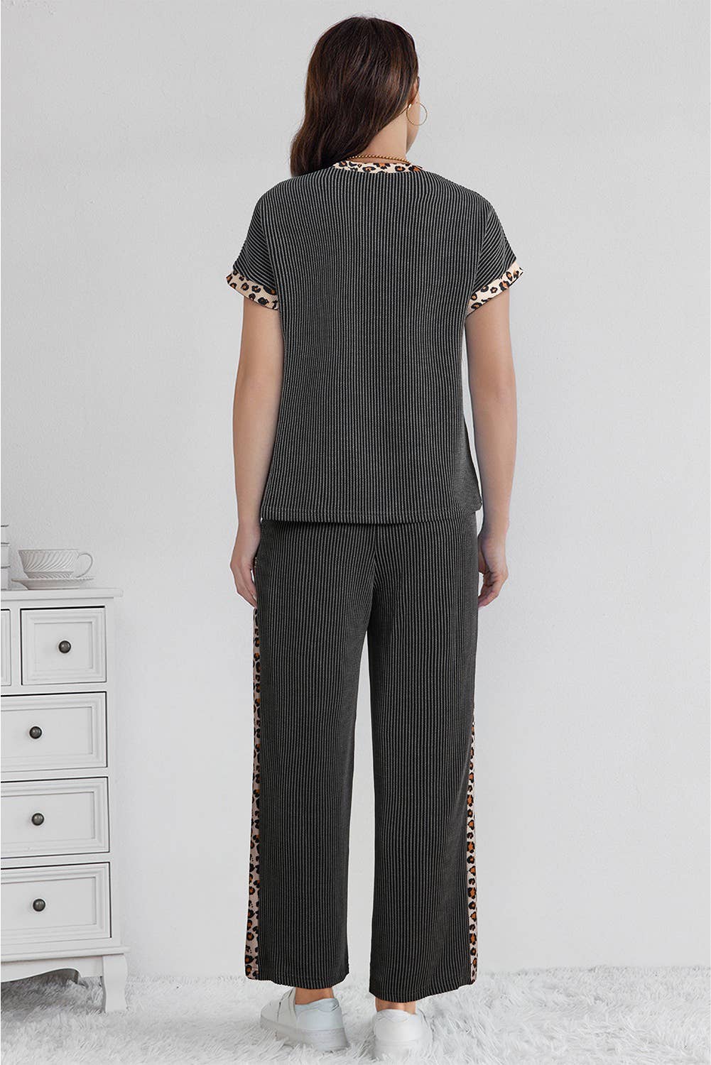 Gray Leopard Patchwork Edge Corded T Shirt and Pants Set for wholesale on Faire1