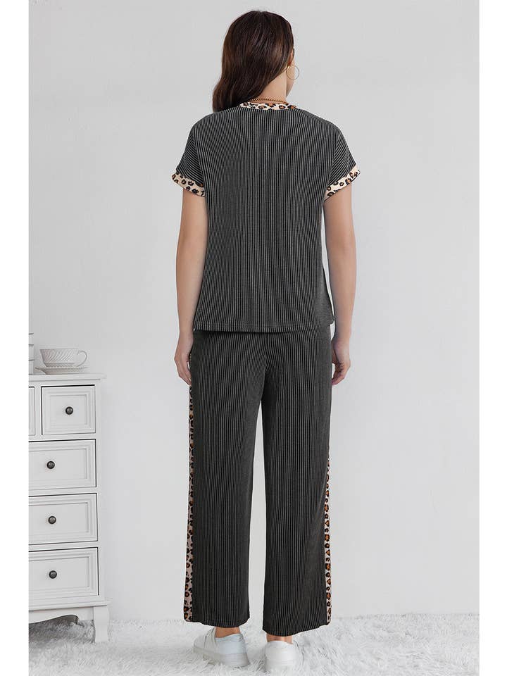 Gray Leopard Patchwork Edge Corded T Shirt and Pants Set for wholesale on Faire1