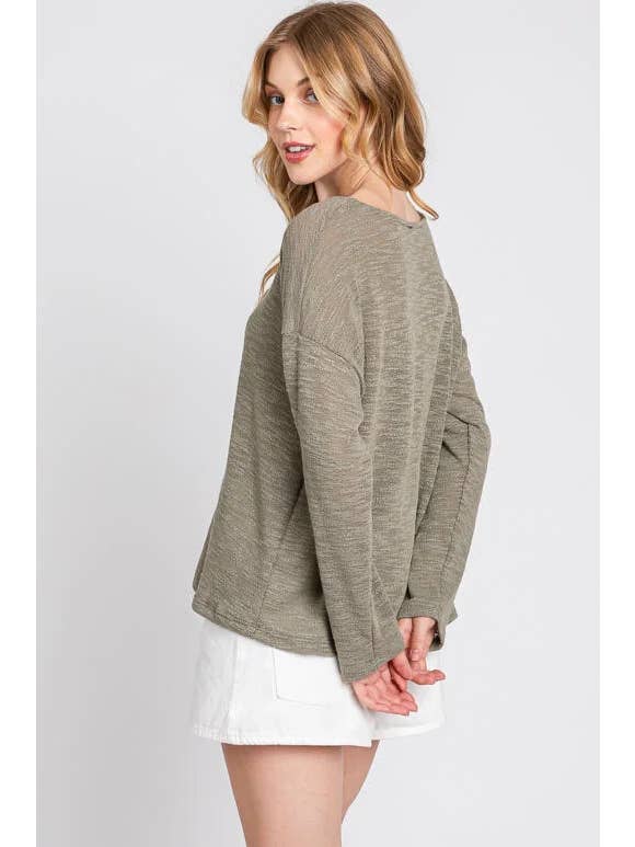 Final Touch - Wholesale Knit Top - Women's - V-Neck Knit Long Sleeve Top - T3104413