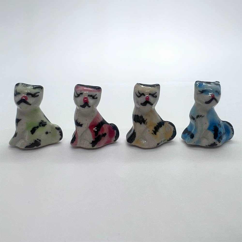 VIE - Wholesale Decorative Figurine - Mini Ceramic Figurine, Assorted Colour, Approx. 2cm92