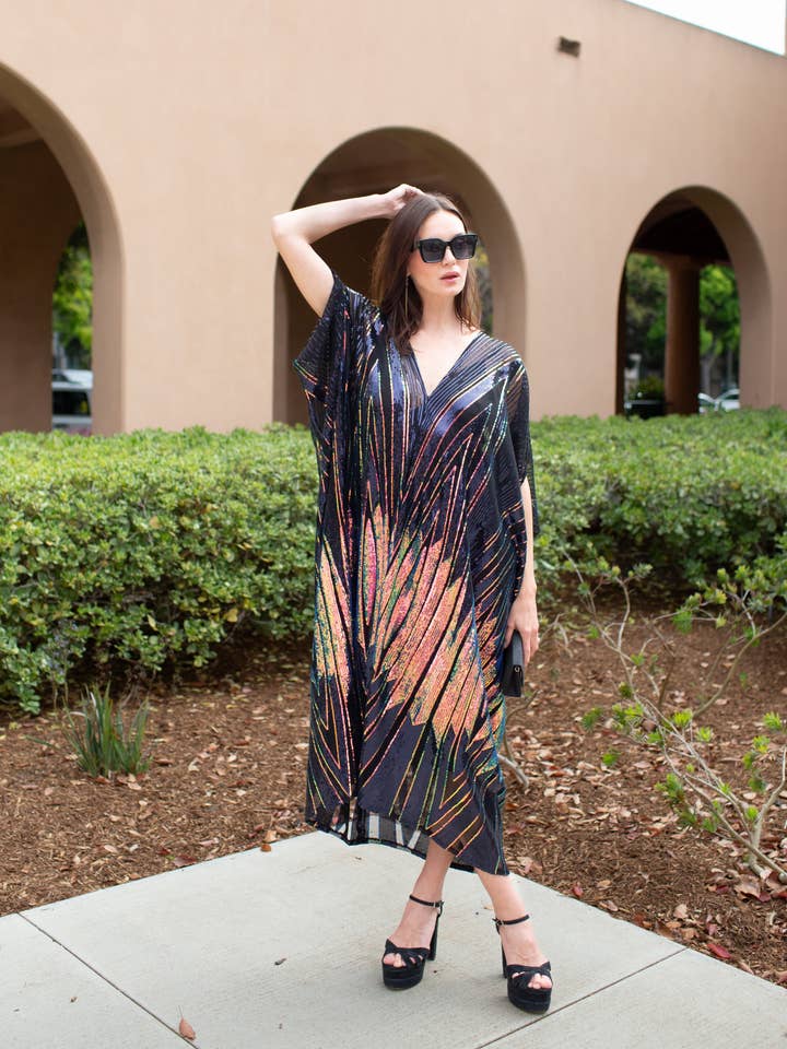 Jennafer Grace – wholesale Kaftan – Women's – Midnight Lotus Caftan