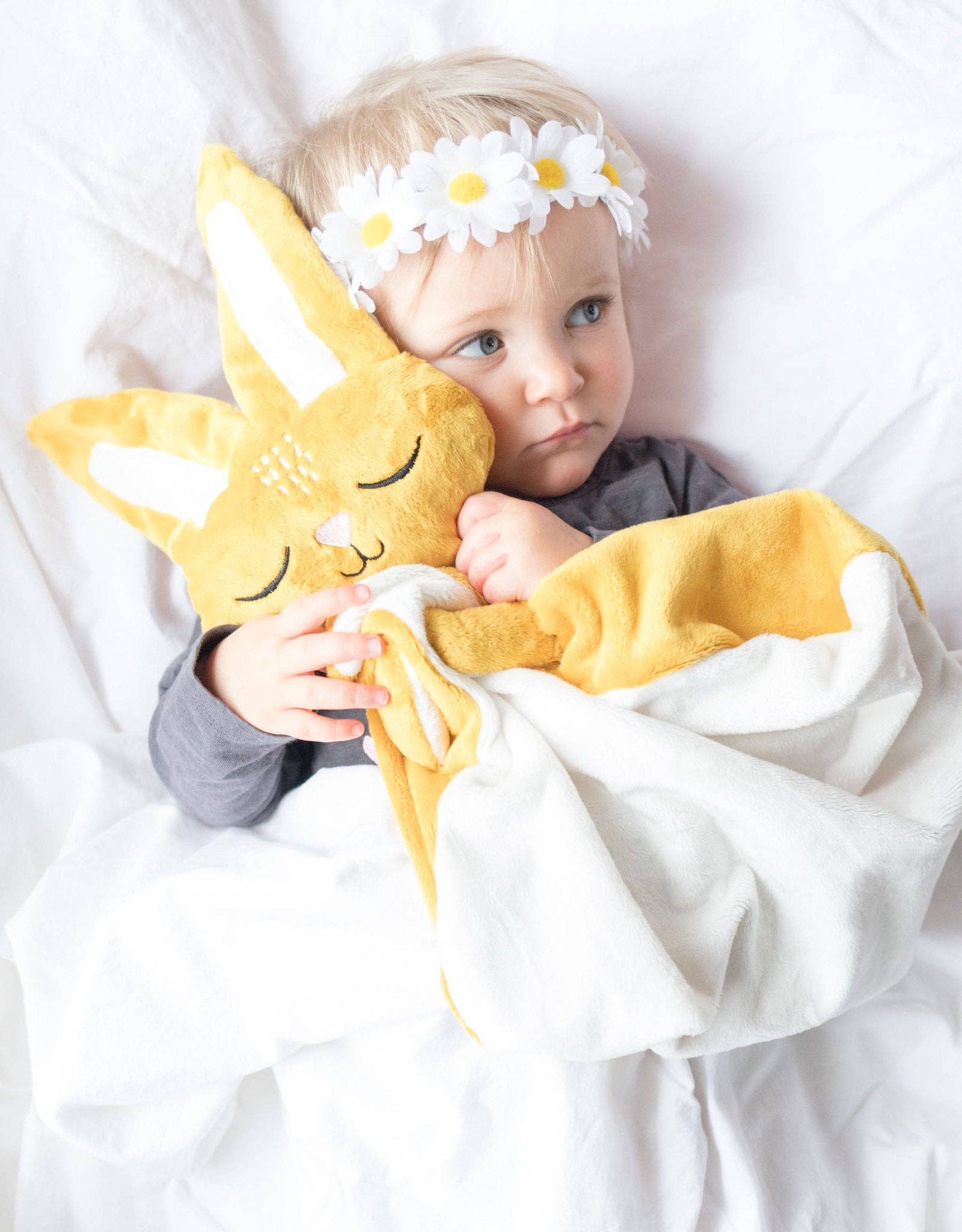 Shine on me Distribution - Vente Couverture douillette – bébé - Couverture de sécurité - Mustard Bunny - Marcel3