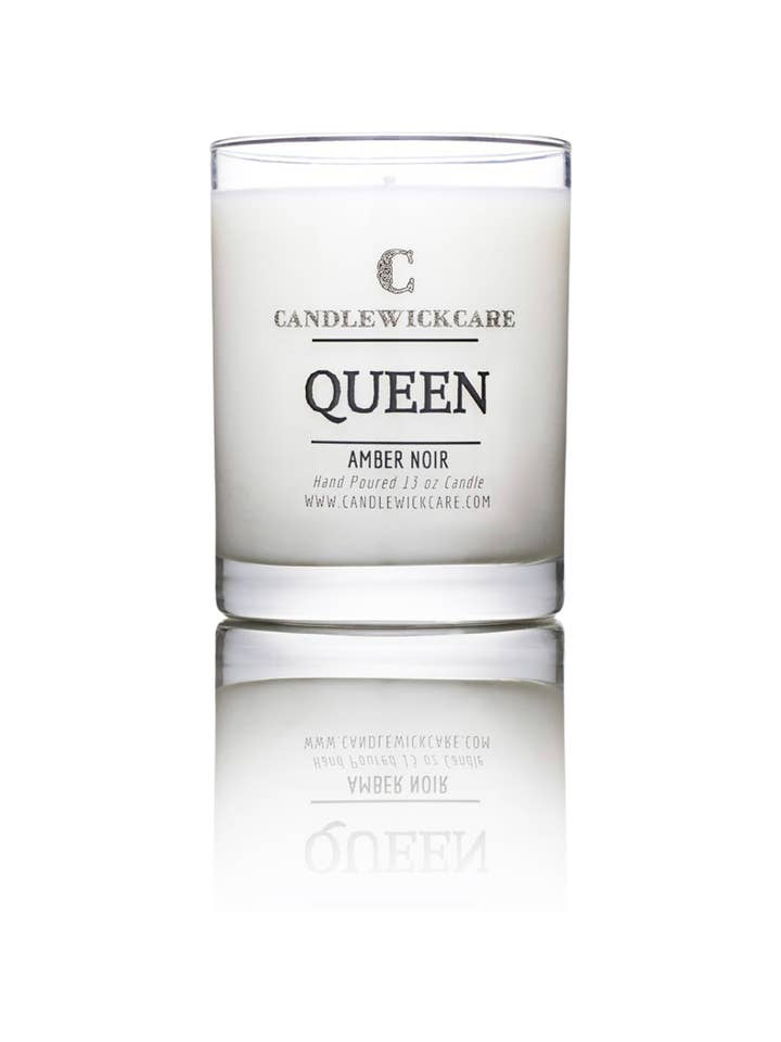 Bougies parfumées CandlewickCare Queen dans un bocal en verre (13 oz) pour la vente par CANDLEWICKCARE