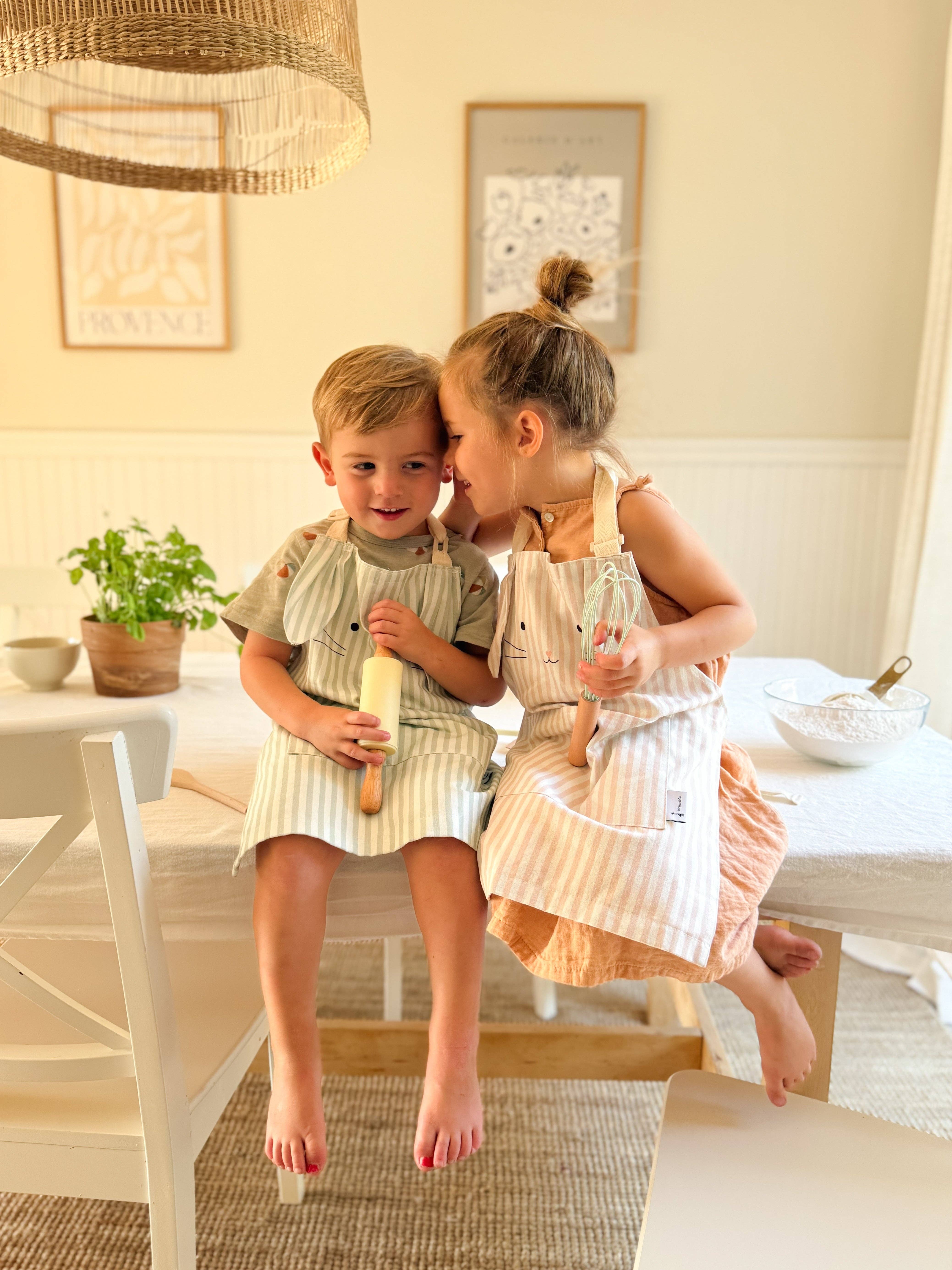 Micasso & Co - Wholesale Apron - Kids - Kitchen apron for little chef - 2 years and up2