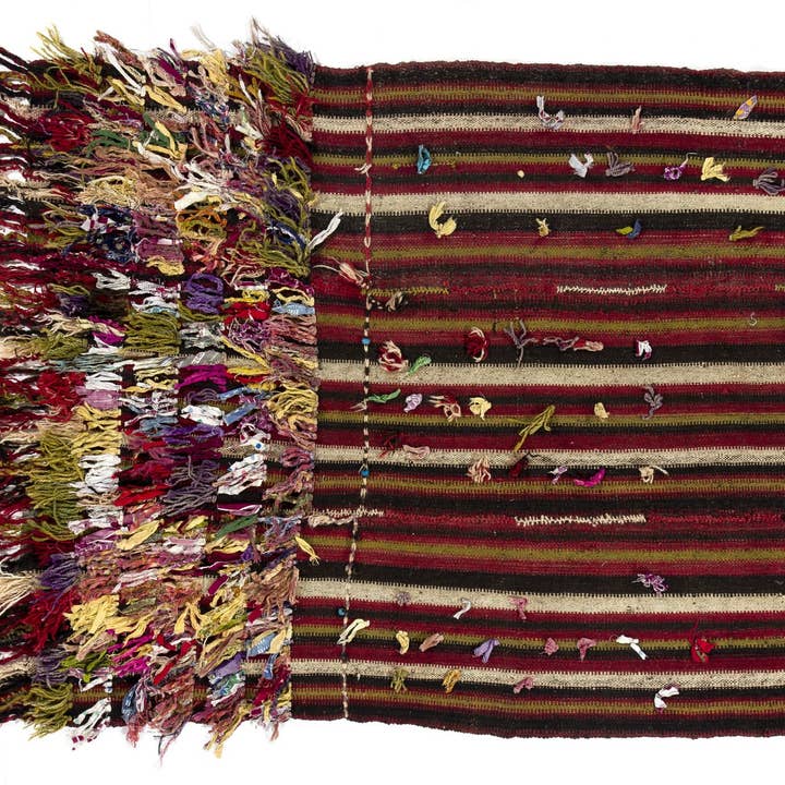 Rug Specialist LLC. – wholesale Area rug – 4x4.6 Ft Tribal Kurdish Kilim Rug. Flat-Weave Wall Hanging