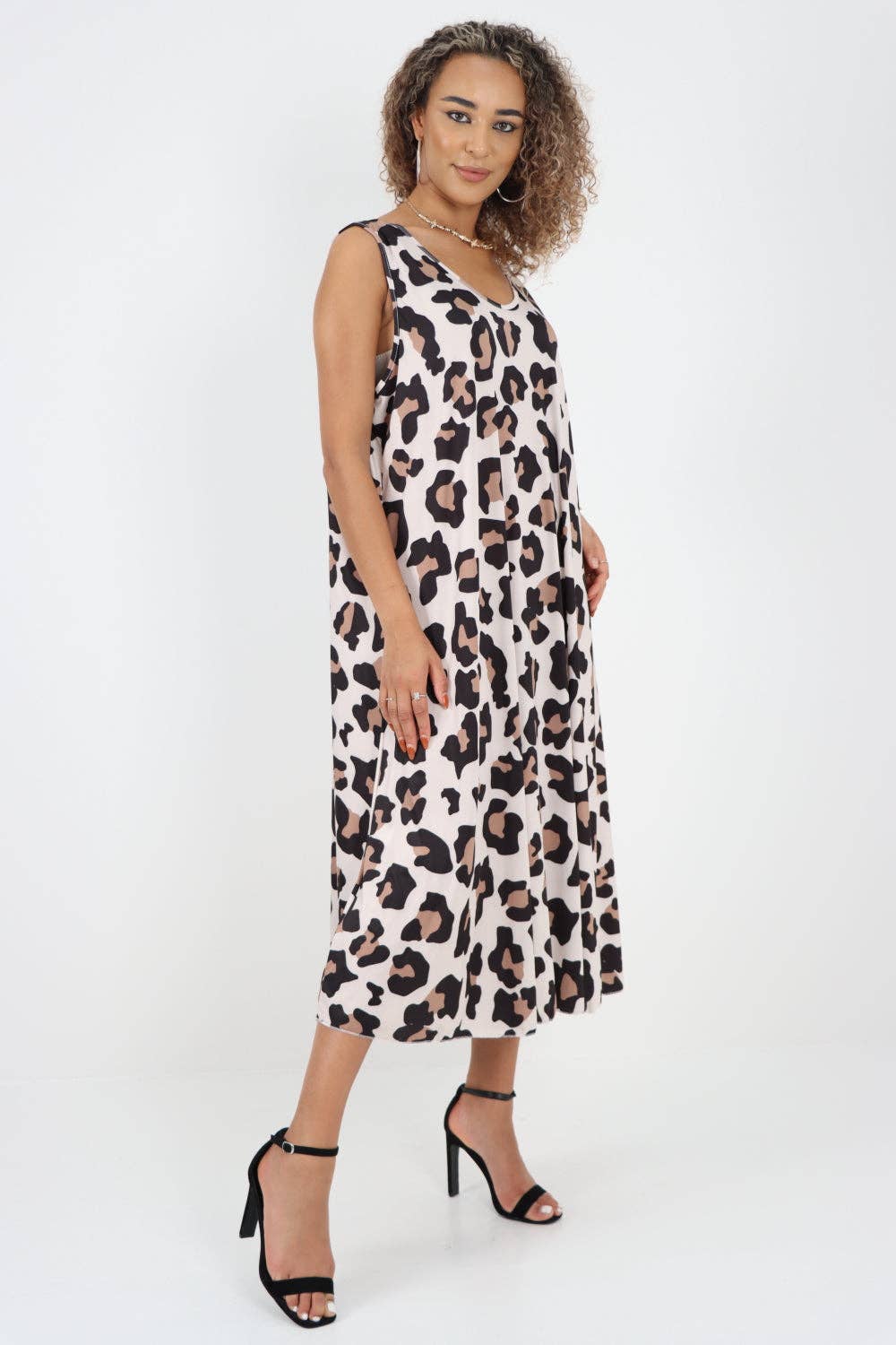 Miss Bold - Vendita all'ingrosso Vestito - Donna - Abito longuette senza maniche con stampa animalier italiana30