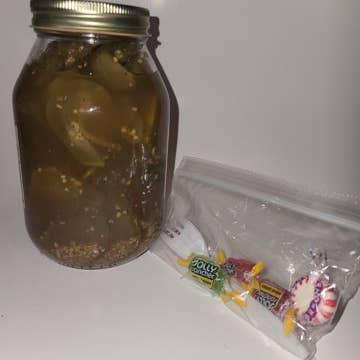 Aliska's Amazing Pickles - Venta al por mayor Verduras encurtidas - Ms. Brilliant Black Garlic Pickles1