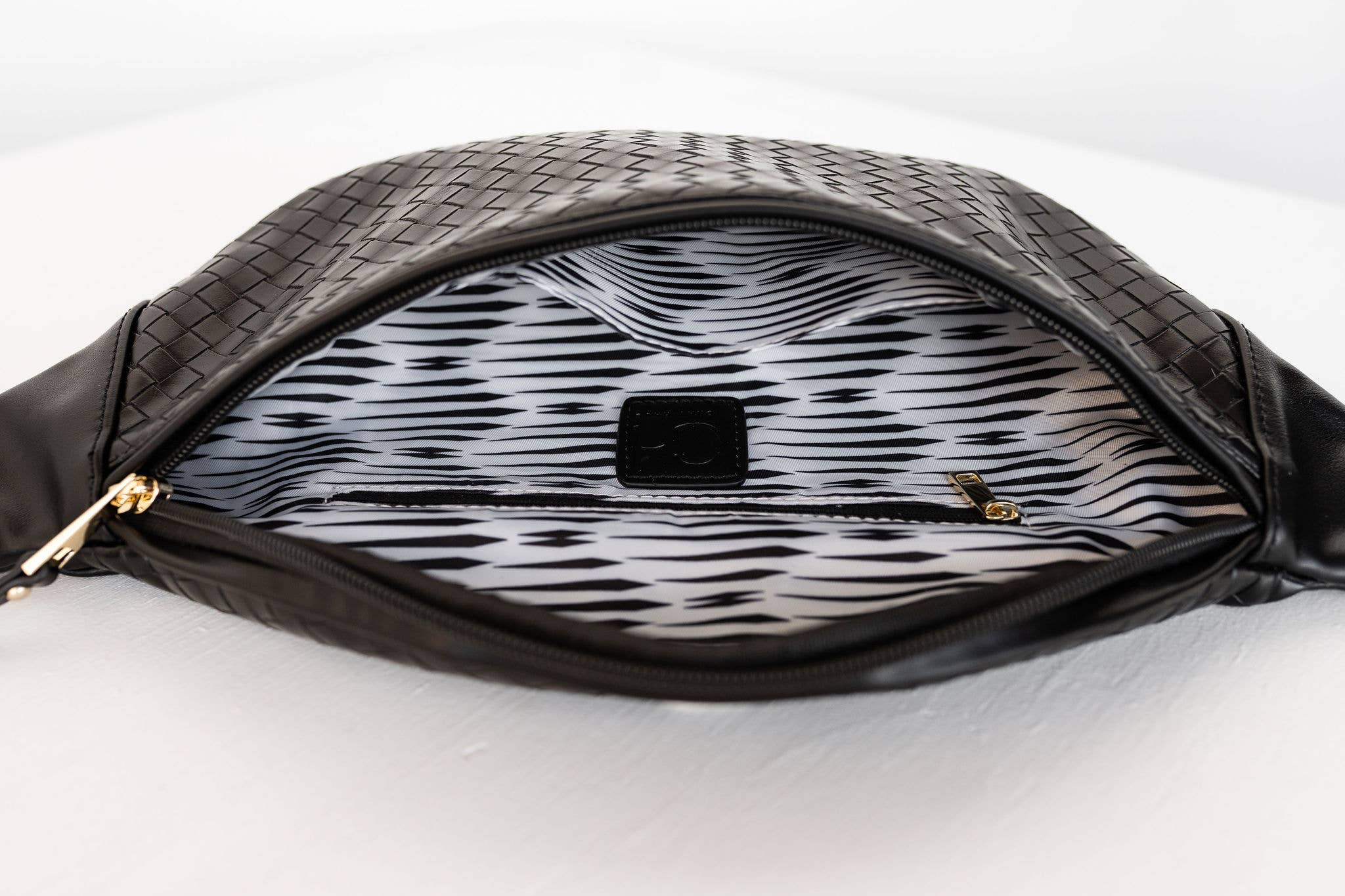 Gray Haus - Wholesale Crossbody Bag - Women's - Bali Bag - Ebony4